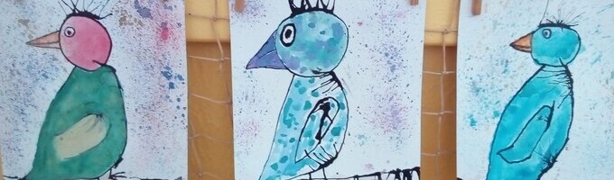 Ilustrační obrázek - Barevní ptáčci - výtvarné práce