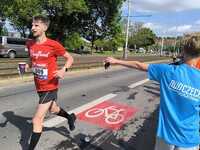 Fotografie 12 - Dobrovolníci na Orlen maratonu v Praze