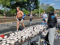 Fotografie 15 - Dobrovolníci na Orlen maratonu v Praze