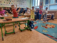 Fotografie 19 - Copak prvňáci první dny školy dělali?
