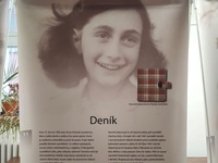 Fotografie 2 - Příběh Anny Frankové