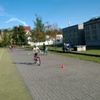 Fotografie 2 - cyklistka