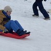 Fotografie 2 - Sportovní den - SÁŇKOVÁNÍ NA KOMÁRCE
