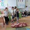 Fotografie 14 - Pasování na čtenáře - nácvik