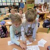 Fotografie 7 - Pohádka O RŮŽENCE - práce ve dvojicích