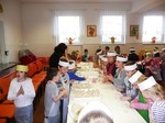 Fotografie 25 - Výroba figurek ze slaného těsta ve školní jídelně 27. 11. 2013
