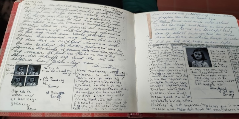 Slide - Příběh Anny Frankové